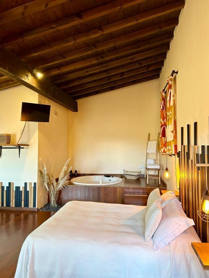 Aldea Couso Rural Hotel Sarreaus Bagian luar foto